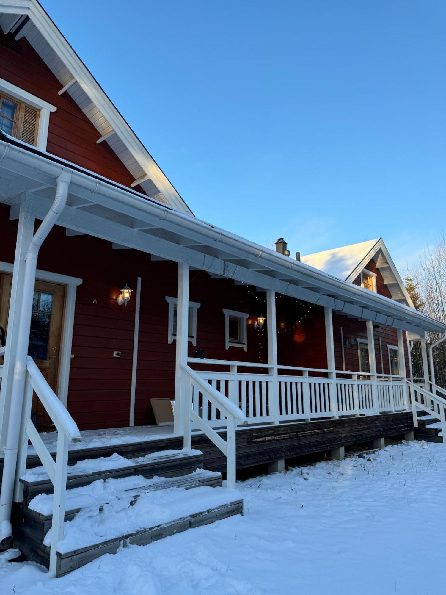 Tiiringolf Cottages Nilsia Exterior photo